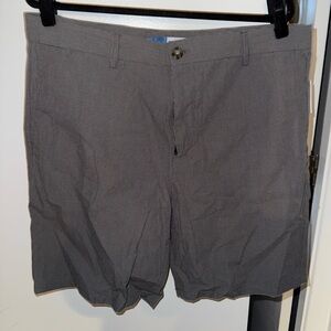 Men’s gray plaid dress shorts